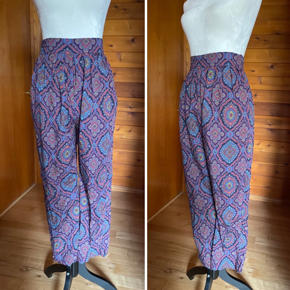 Vintage 80’s 90s Boho Paisley Print Pleated Pants